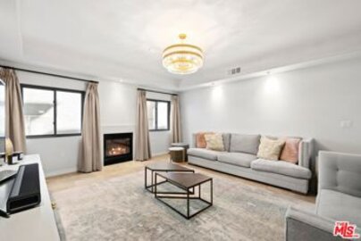 Splendid Brentwood Crest Condominium Located at 11633 Chenault Street #202 was Just Sold