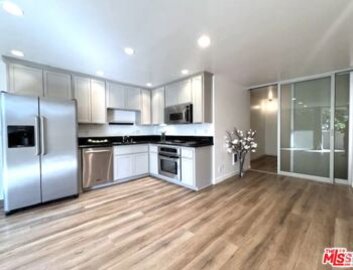Fabulous Montana Terrace Condominium Located at 11645 Montana Avenue #222 was Just Sold